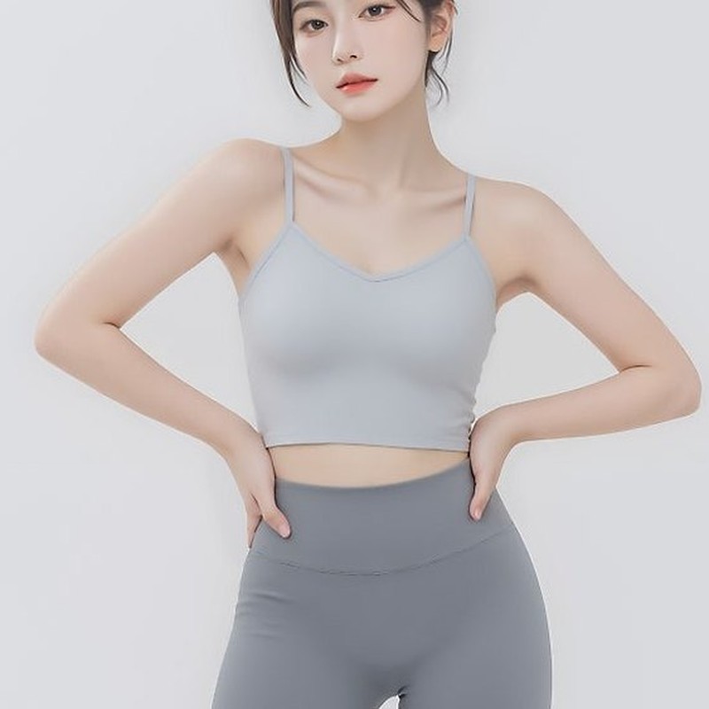 회색 레깅스 모델